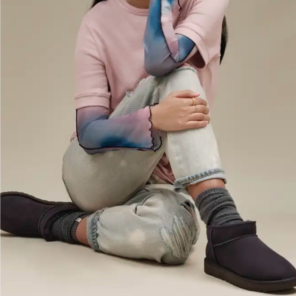 UGG ULTRA MINI CLASSIC BOOT